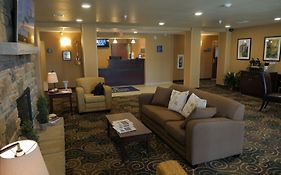 Cobblestone Inn & Suites-Winterset